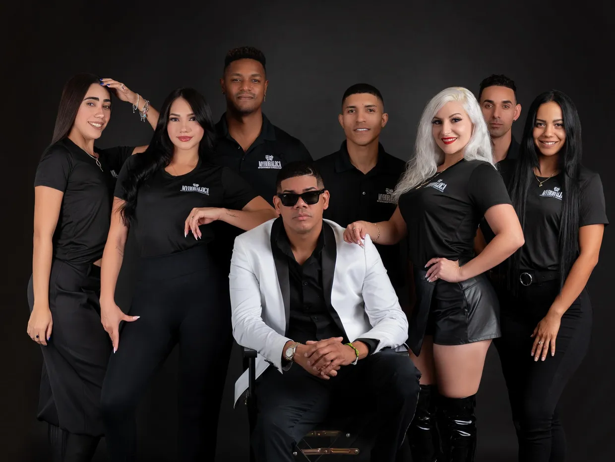 My Hora Loca team